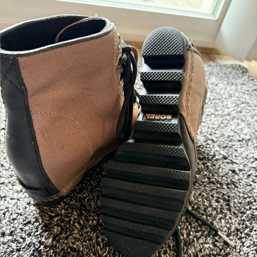Sorel wedges